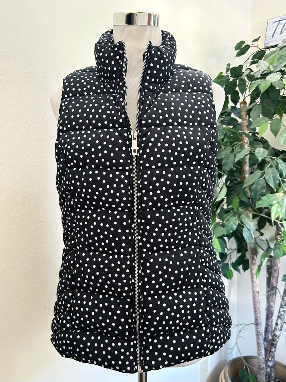 Tommy Hilfiger • Polka Dot Puffer Vest